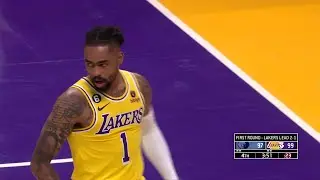 D'Angelo Russell in beast mode hits 3 3-pointers in a row and makes the entire Lakers arena go crazy