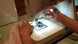 Лапка для обметки края ткани.