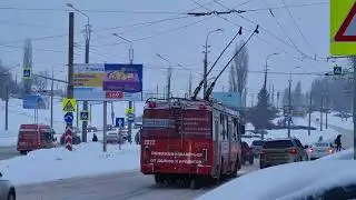 Проход спецчастей. Район площади Дружбы. Г. Пенза. Троллейбусы УТТЗ 6241.01 и ЗиУ 682Г 016.02