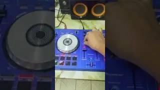 Pioneer DDJ-SB with Serato DJ intro