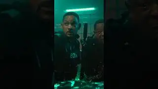 Этот ублюдок расист🤣