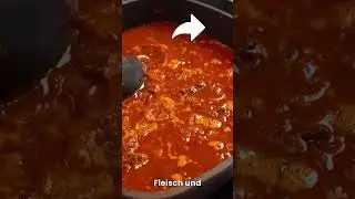 Perfektes Rindsgulasch mit nur wenigen Zutaten! Omas Rezept