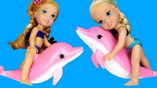 Swimming with DOLPHINS ! Elsa & Anna toddlers go Scuba with Barbie - Splash - Water Fun