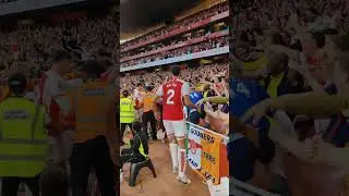 Martinelli scores against Manchester City and Emirates Stadium erupts!