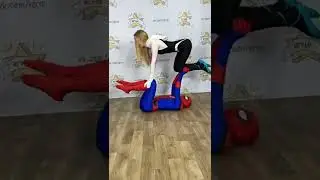 Peter Parker and Gwen Stacy doin spiredman gymnastics 🤸‍♀️ человек-паук в тик-токе