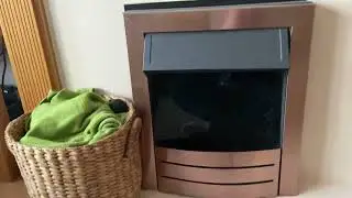Michael Jackson Watches The THX Logo