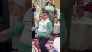 Bolakay raqsni yorvordi lekin😂 (Eng qiziq videolar) Sheb.off. Instagram kanalida