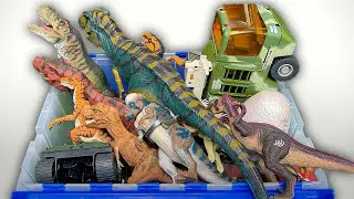 HUGE 90's Jurassic Park and The Lost World Figure Box | T-Rex, Velociraptor, Utahraptor, and More!