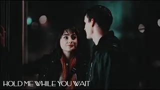 ►KURT & MONA II Hold me while you wait
