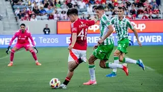 Ten Hag and Ruud enjoy Harry Amass vs Real Betis