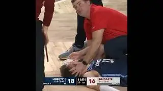 Liberty player gets KNOCKED OUT by opponent 😵‍💫 #collegebasketball