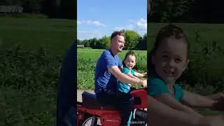 Мегабайк из СССР!))) малыши довольны)))
