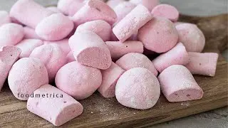 Naturally Colored Strawberry Marshmallow