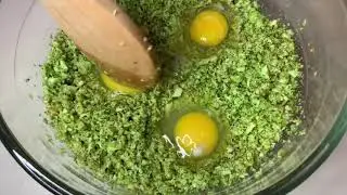 Брокколи, сыр, яйца. Нереальная вкуснота. Вы просто влюбитесь в этот рецепт.