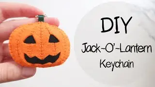 DIY Jack-O'-Lantern Felt Keychain 🎃 #FeltDIYFriday | with FREE Templates