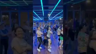 ALIBIII 💃 Choreo 🙋🏻‍♀️ #zumba #zumbafitness #zumbagely #fyp #tiktokviral