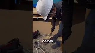 A Japanese wood-burning technique Yakisugi #wood #woodworking #woodwork