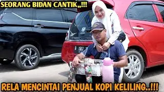 BIDAN CANTIK RELA MENCINTAI PENJUAL KOPI KELILING, PADAHAL IA DOKTER SPESIALIS !!