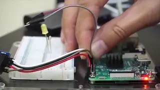 Program Your Raspberry Pi With Arduino Create [English]