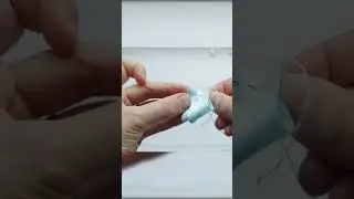 Simple ribbon bows