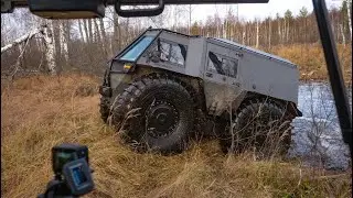 Выход на берег, бортоповоротный и полноповоротный вездеход.