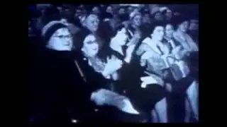 old ladys clapping | video effect