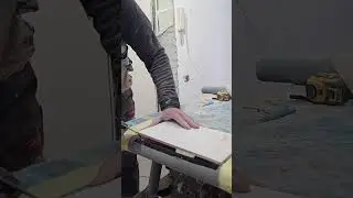 Пылеотвод для заусовки плитки.