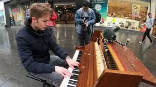 I played UNRAVEL (Tokyo Ghoul) on piano in public