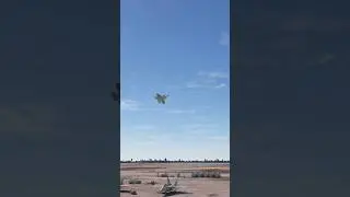 F-35B Sensational Flyby Sounds!