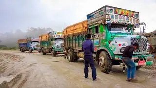 Sur cette route au Bhoutan, passer la seconde est extrêmement dangereux