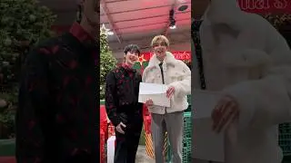 Love Actually (🐱🐰 Ver.) 