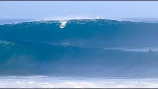 Massive Huge Pipeline Biggest Cleanup 3rd Reef Set I've Ever Seen😱North Shore Hawaii [4K]