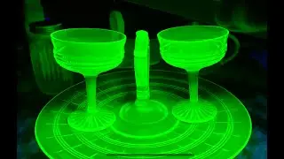 ☢️😱 URANIUM GLASS! ☢️ U-235 & U-238 RADIOACTIVE!