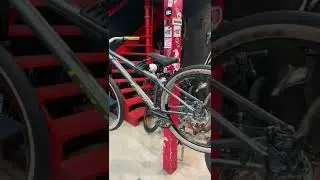 MTB по низу рынка😳 Развалился на первой покатушке?