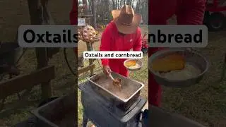 Oxtails and cornbread in the backyard! #explore #foryourpage #foodblogger #fypシ゚ #fypage #tiktok