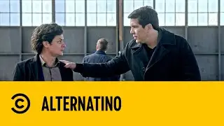 Alternatino with Arturo Castro | World's Worst Translator