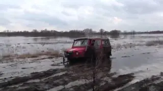 Mitsubishi Pajero Sport vs ЛуАЗ vs НИВА vs Jeep Cherokee