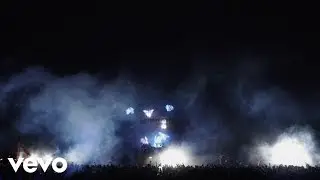 The Chemical Brothers - Star Guitar (Live from Japan)