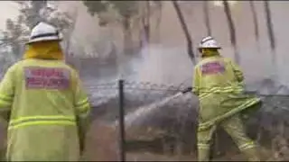 Homes threatened in QLD fires