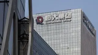 Evergrande Avoids Default With Last-Minute Bond Payment