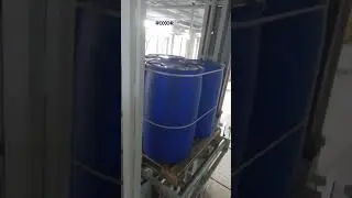 Реверсивный вертикальный подъёмник груза на паллете 