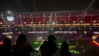 OL-LOSC (Hymne lyonnais et entrée des joueurs)