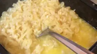 How to make Ramen noodles with butter and cheese