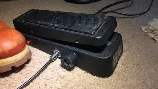 Quick "Mister Cry Baby Super" Wah Volume Pedal Demo