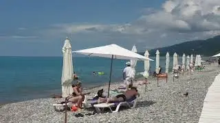 Пляж Морской Бриз. Лазаревское Сочи. Яркие признаки лета. Кормилец уже на море. Погода 7 июня 2023