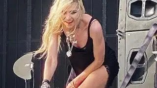 The Pretty Reckless - Heaven Knows at Welcome To Rockville 2022