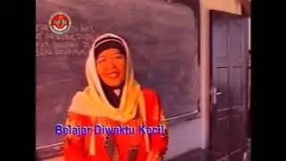 Hj  Nur Asiah Djamil  |  Menuntut Ilmu