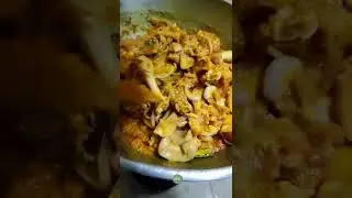 Cooking chicken in hostel in a very easy way at low cost 😋😋😋