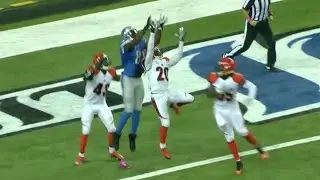 Calvin Johnson Catches a TD in Triple Coverage - 2013 Week 7