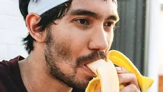 What Really Happens When You Eat Bananas Every Day